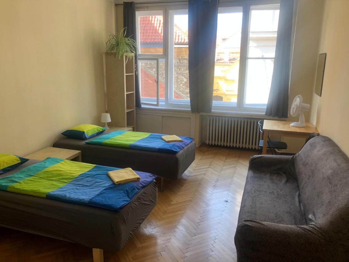 Ragtime Vandrehjem Prag Eksteriør billede